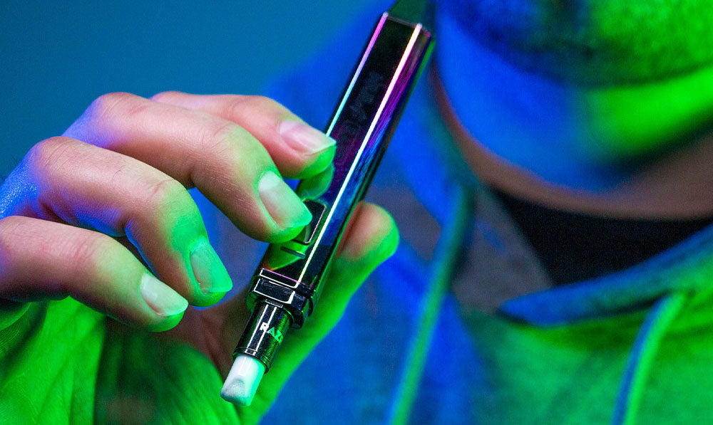 Wulf RAZR in Nectar Collector Mode with green blue studio lighting