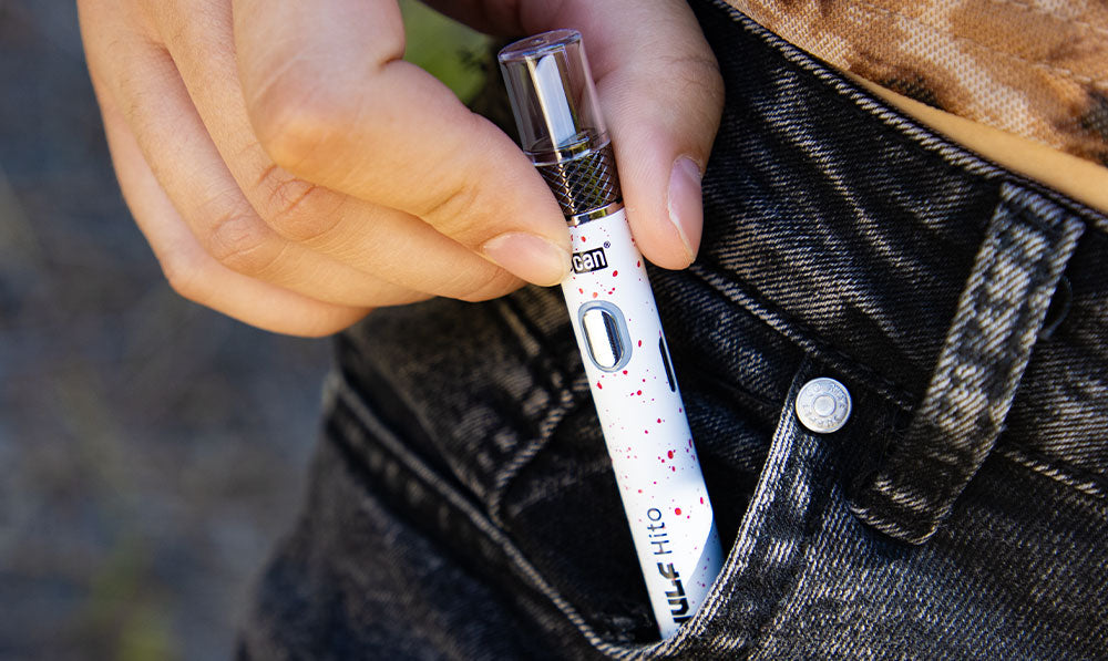wulf hito knife kit in white-red spatter in jeans pocket lifestyle image